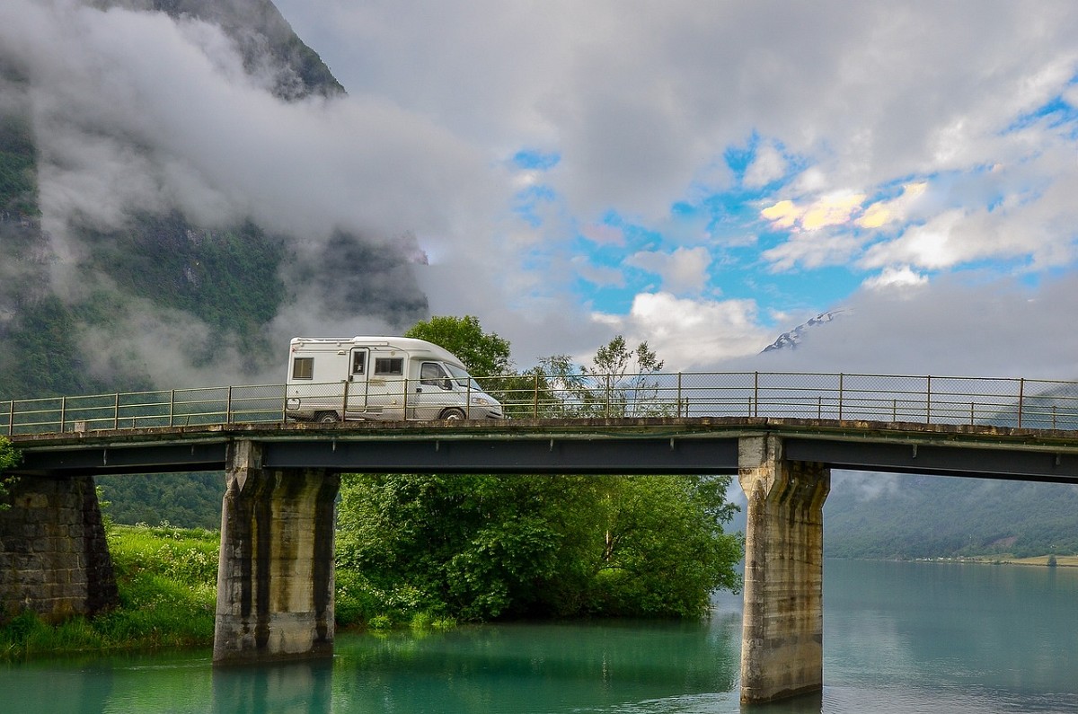 Hvor mange nordmenn har egentlig rd til  reise p ferie i Norge?